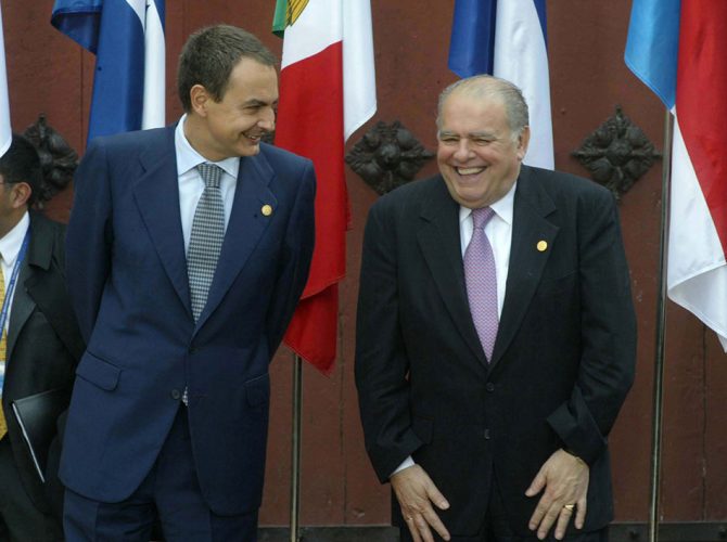 El ex presidente Zapatero con el ex Secretario General Iberoamericano, Enrique V. Iglesias.